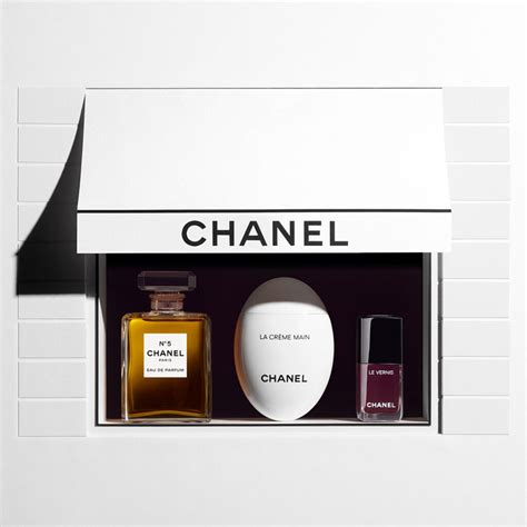 chanel boutique claremont quarter|CHANEL Fragrance & Beauty Boutique .